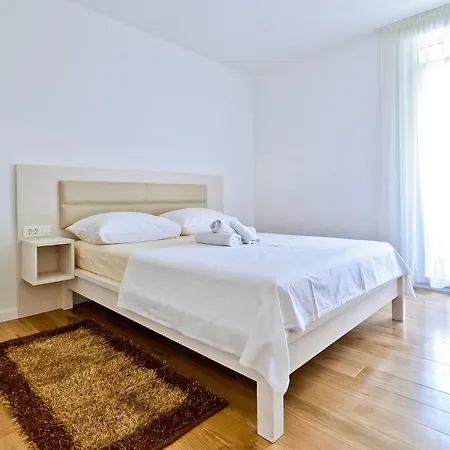 Domalu Old Town * 扎达尔