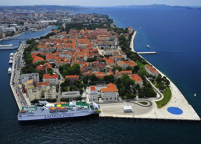 Domalu Old Town Apartman *