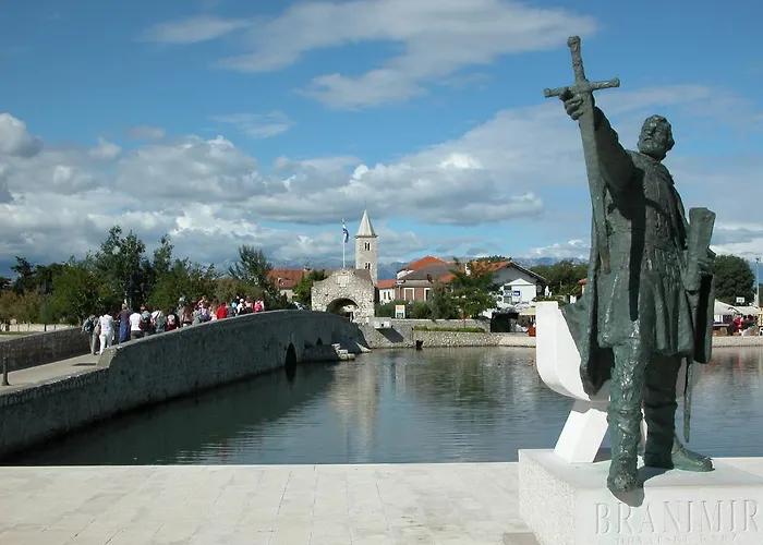 Domalu Old Town Апартаменты *