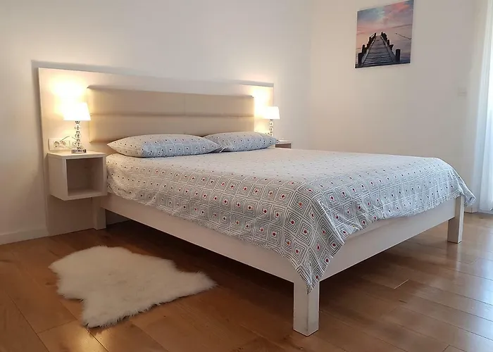 Domalu Old Town Апартаменты